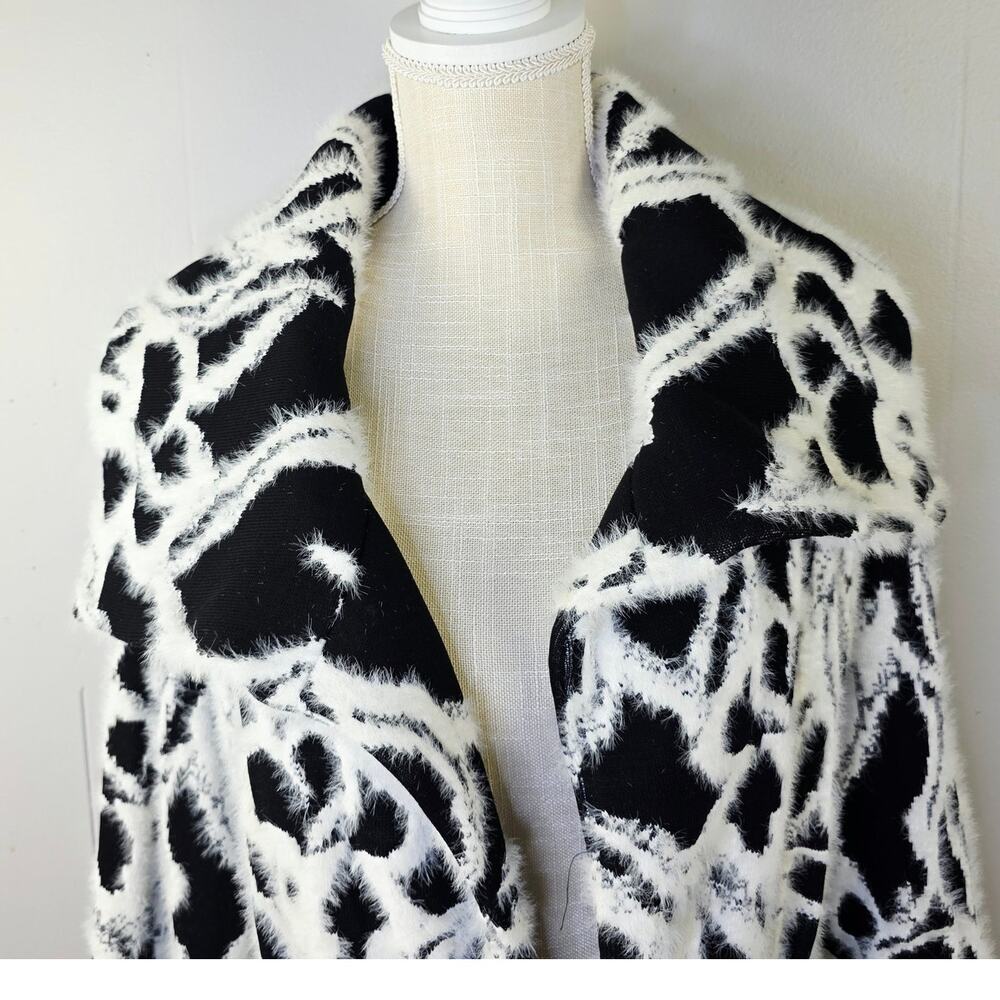 White House Black Market Iris Sweater Coat XL Black White Belted Heavy Luxury - Picture 5 of 16